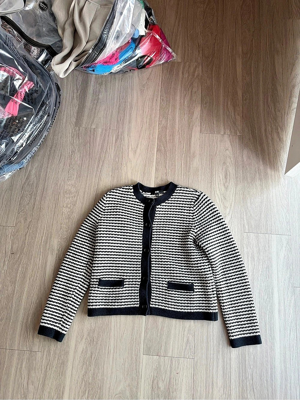 UNIQLO Black and White Striped Knit Cardigan Striped Cardigan in Black & White